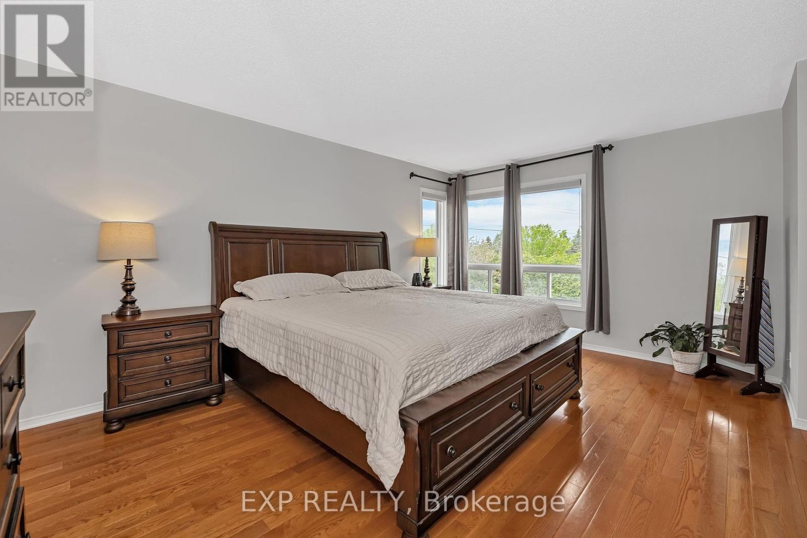 6174 Arbourwood Drive, Ottawa, Ontario  K1C 7L5 - Photo 18 - X12165981