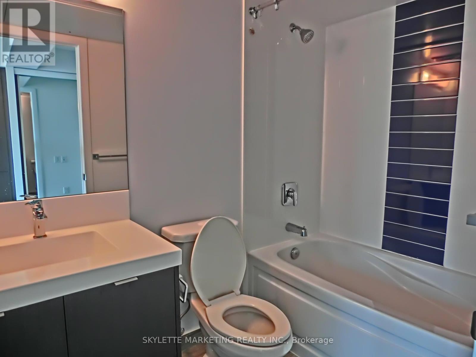 1404 - 365 Church Street, Toronto, Ontario  M5B 1H6 - Photo 5 - C12166868