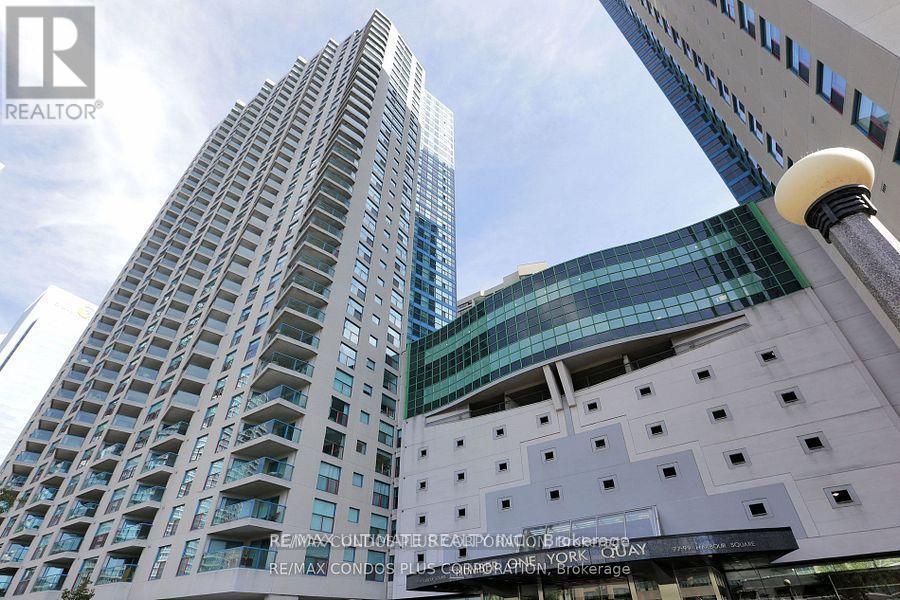 601 - 77 Harbour Square, Toronto, Ontario  M5J 2S2 - Photo 1 - C12166960