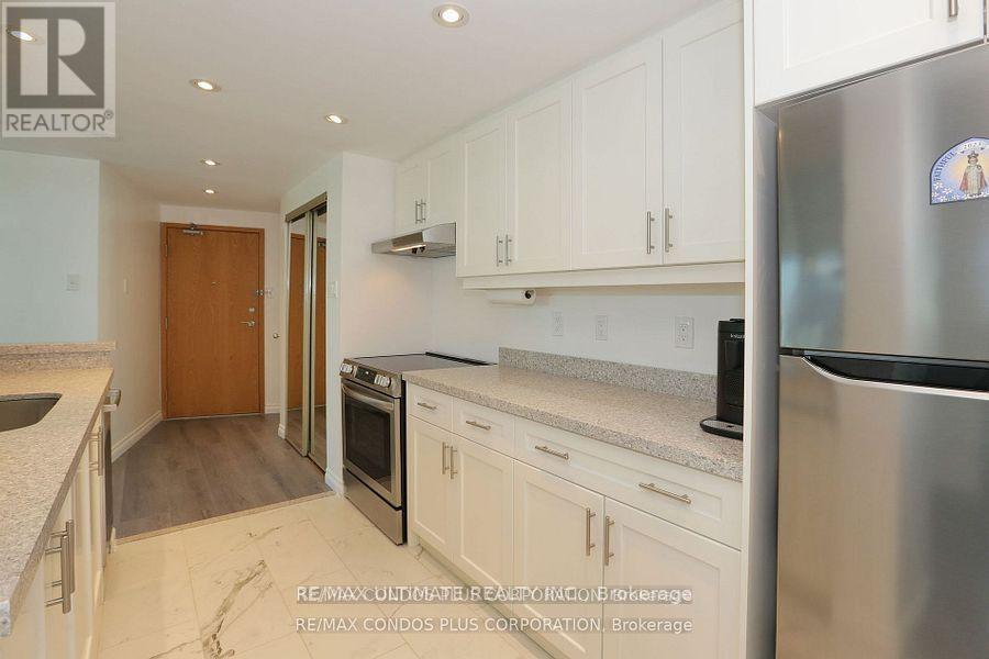 601 - 77 Harbour Square, Toronto, Ontario  M5J 2S2 - Photo 3 - C12166960