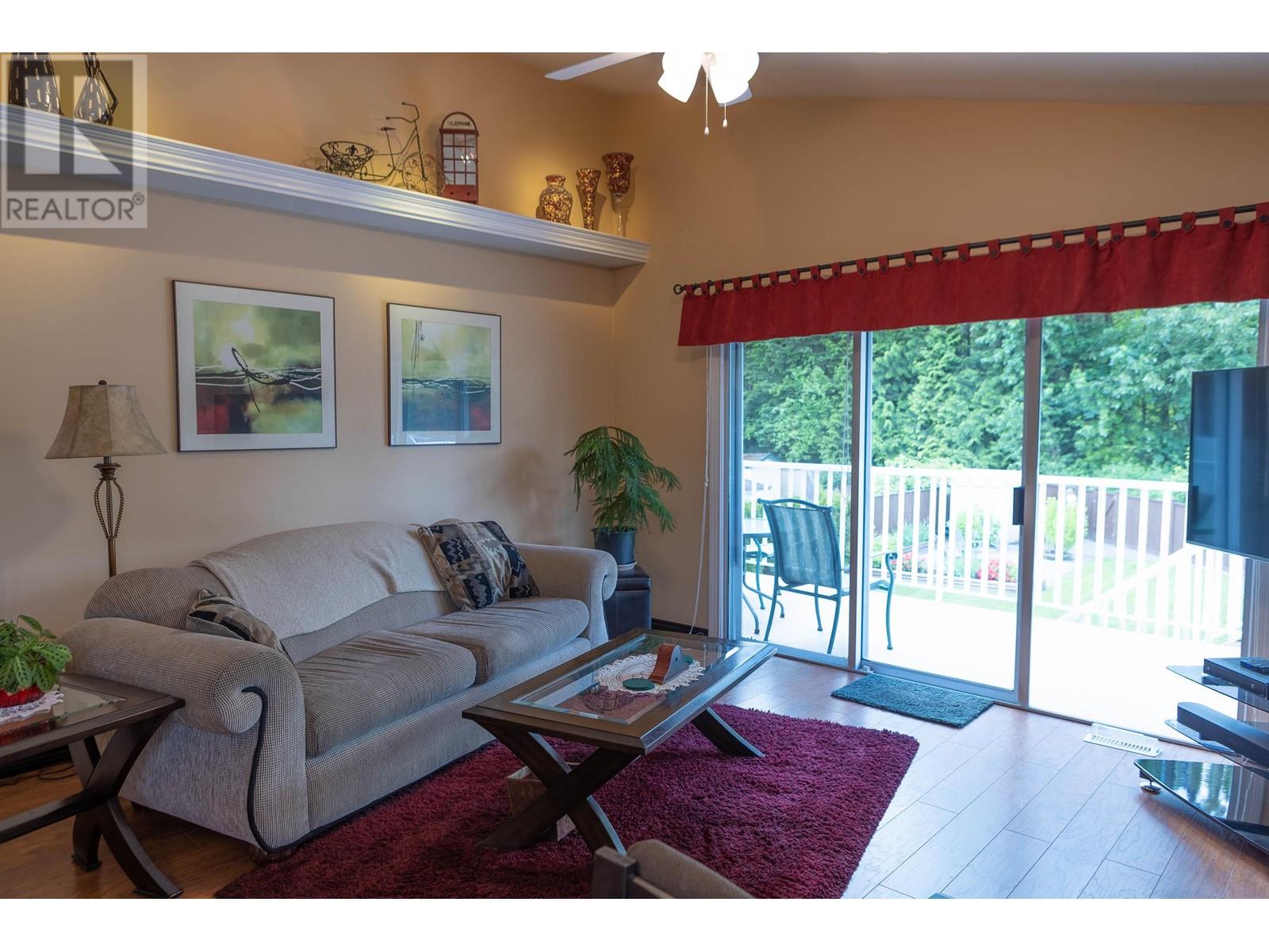 888 Herrmann Street, Coquitlam, British Columbia  V3C 6E7 - Photo 8 - R3005941
