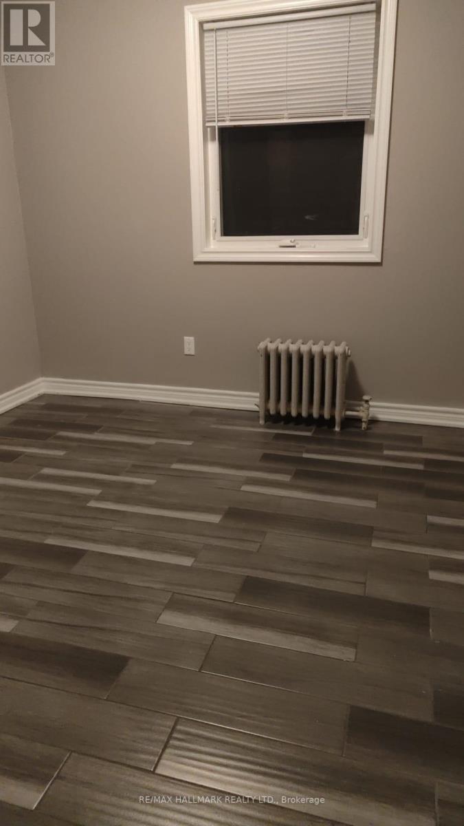 32 Bastedo Avenue, Toronto, Ontario  M4C 3M7 - Photo 17 - E12166826