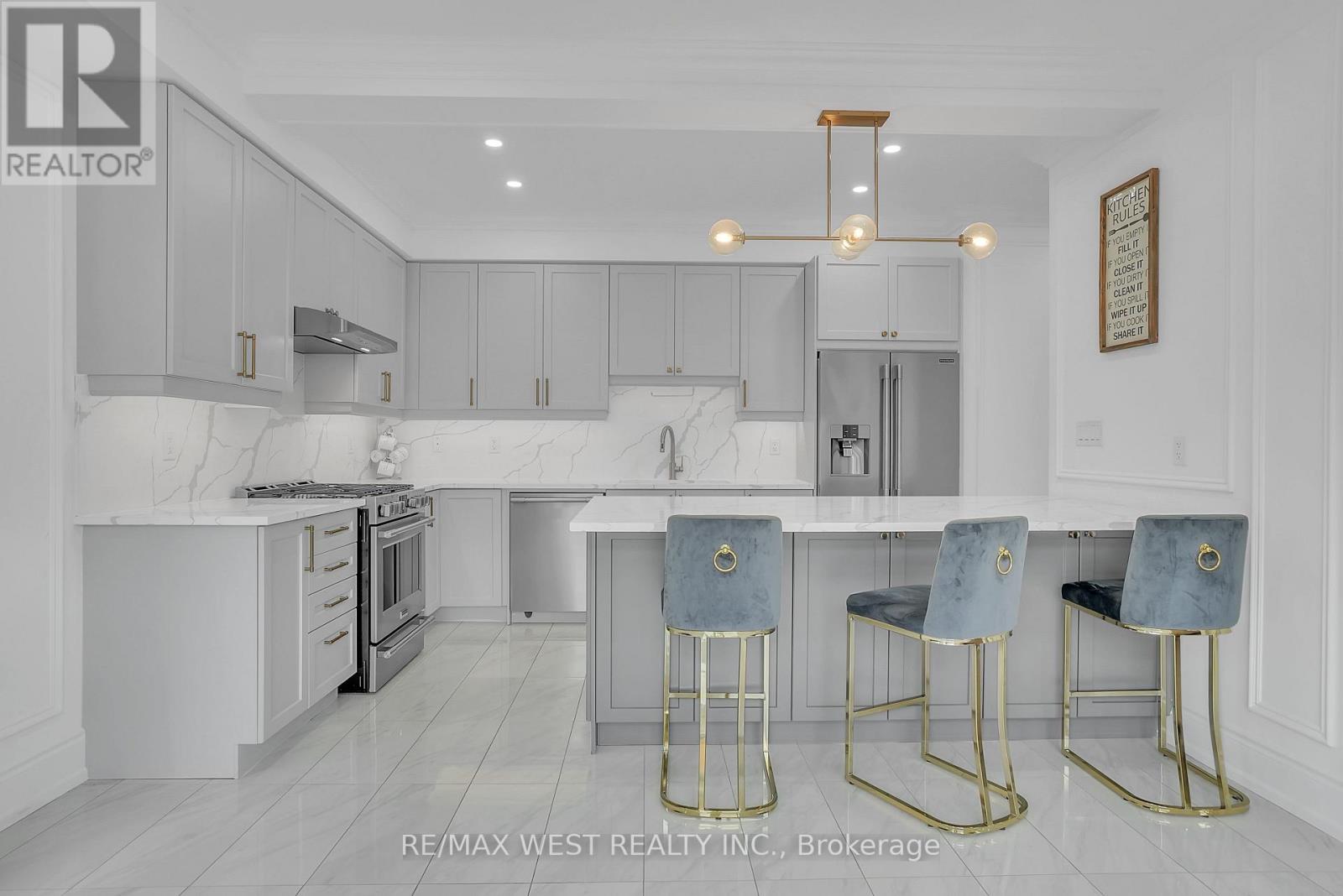 Property at 1020 LARTER STREET image 4