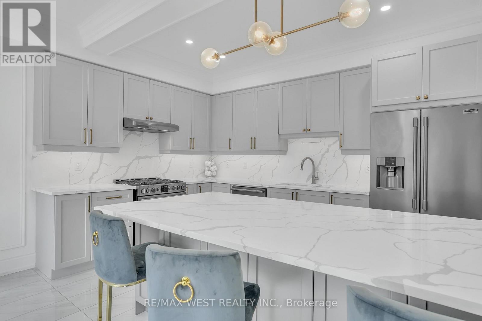 Property at 1020 LARTER STREET image 5