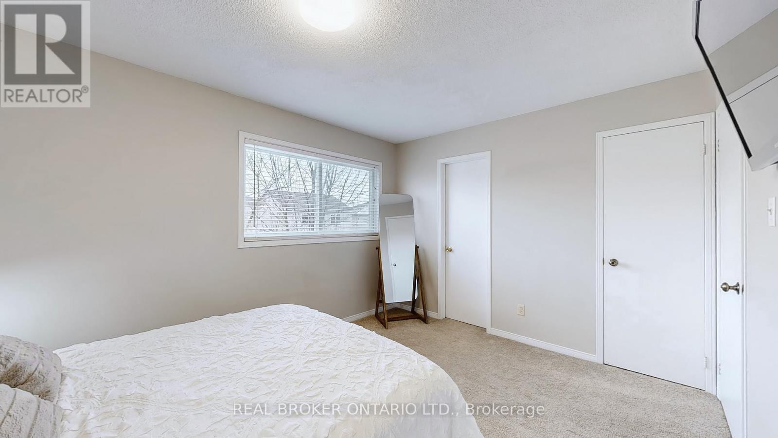 1200 Inniswood Street, Innisfil, Ontario  L9S 1X7 - Photo 14 - N12166869