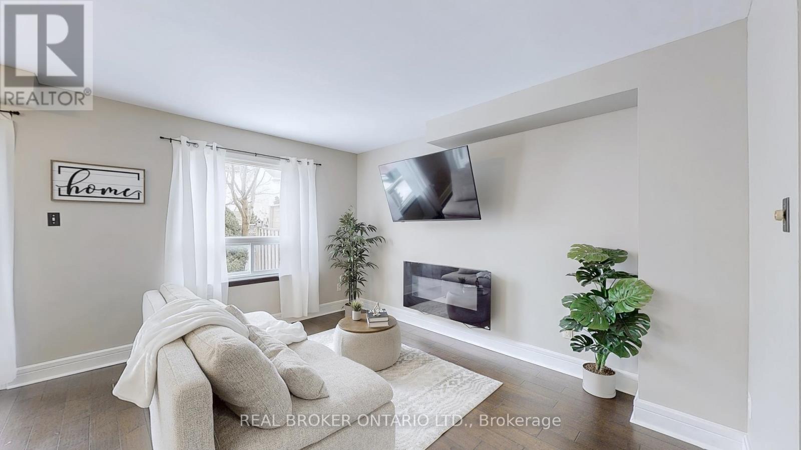 1200 Inniswood Street, Innisfil, Ontario  L9S 1X7 - Photo 4 - N12166869
