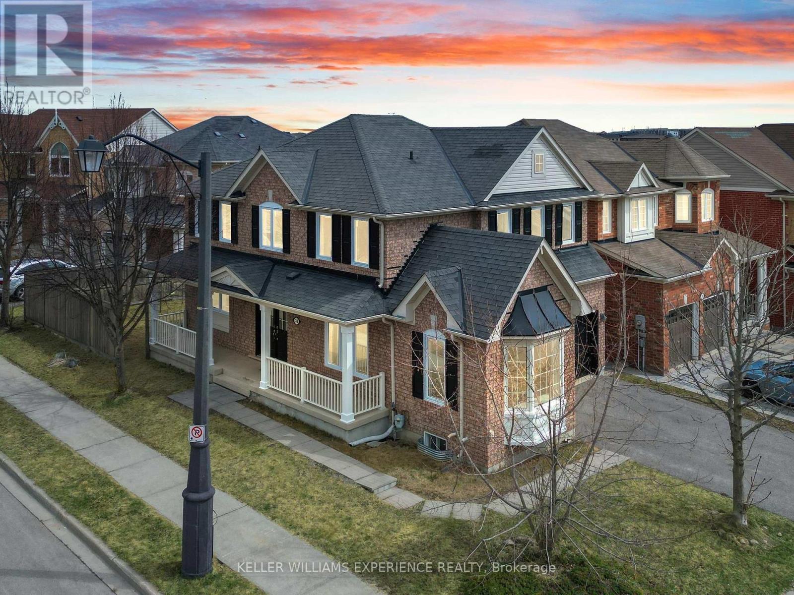 33 Hopper Lane, Newmarket, Ontario  L3X 3J6 - Photo 1 - N12166943