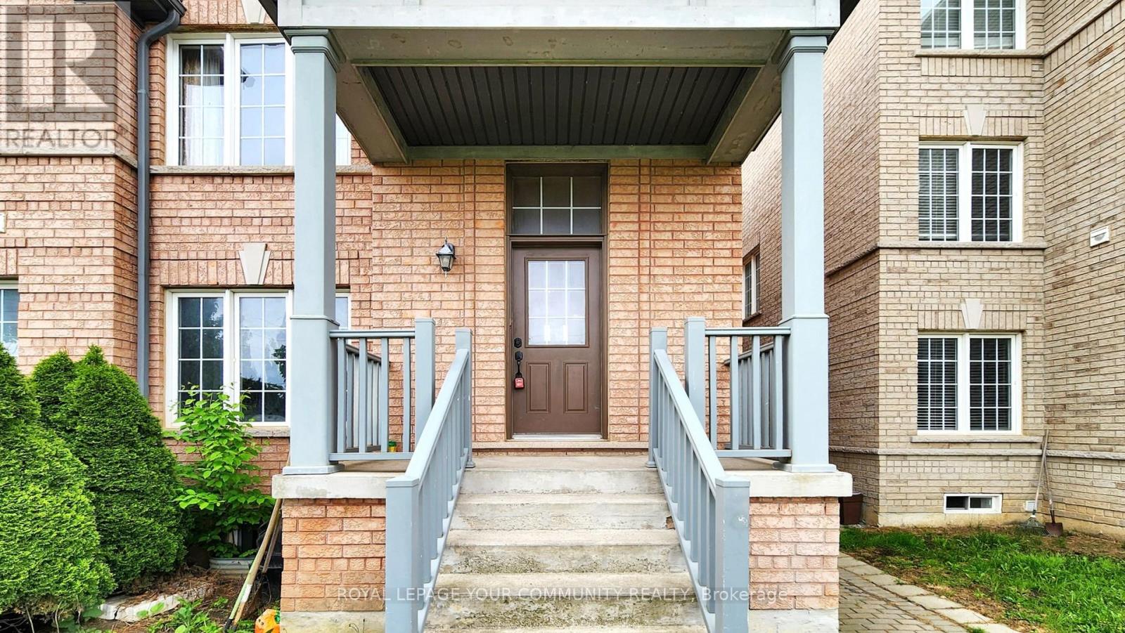 44 Old Oak Lane, Markham, Ontario  L6B 0K8 - Photo 5 - N12166959