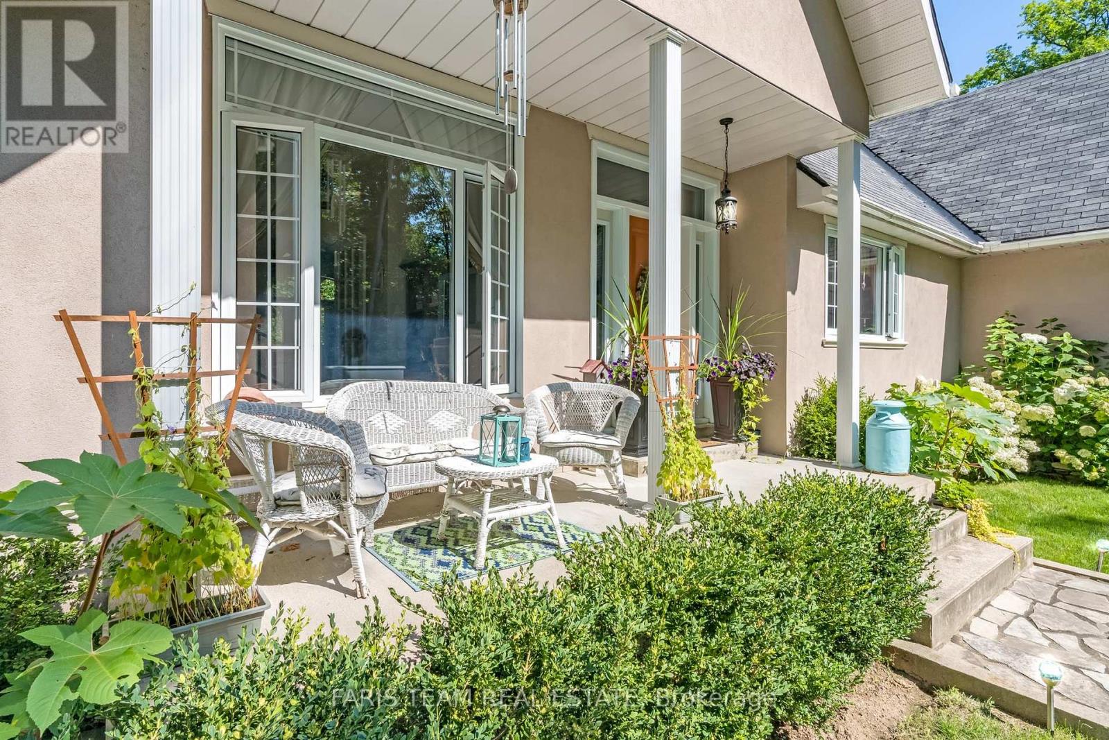 22 O'donnell Court, Penetanguishene, Ontario  L9M 2A6 - Photo 4 - S12166813