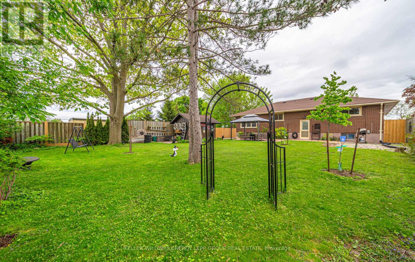189 Windsor Street, Oshawa, Ontario  L1H 6G4 - Photo 10 - E12167032