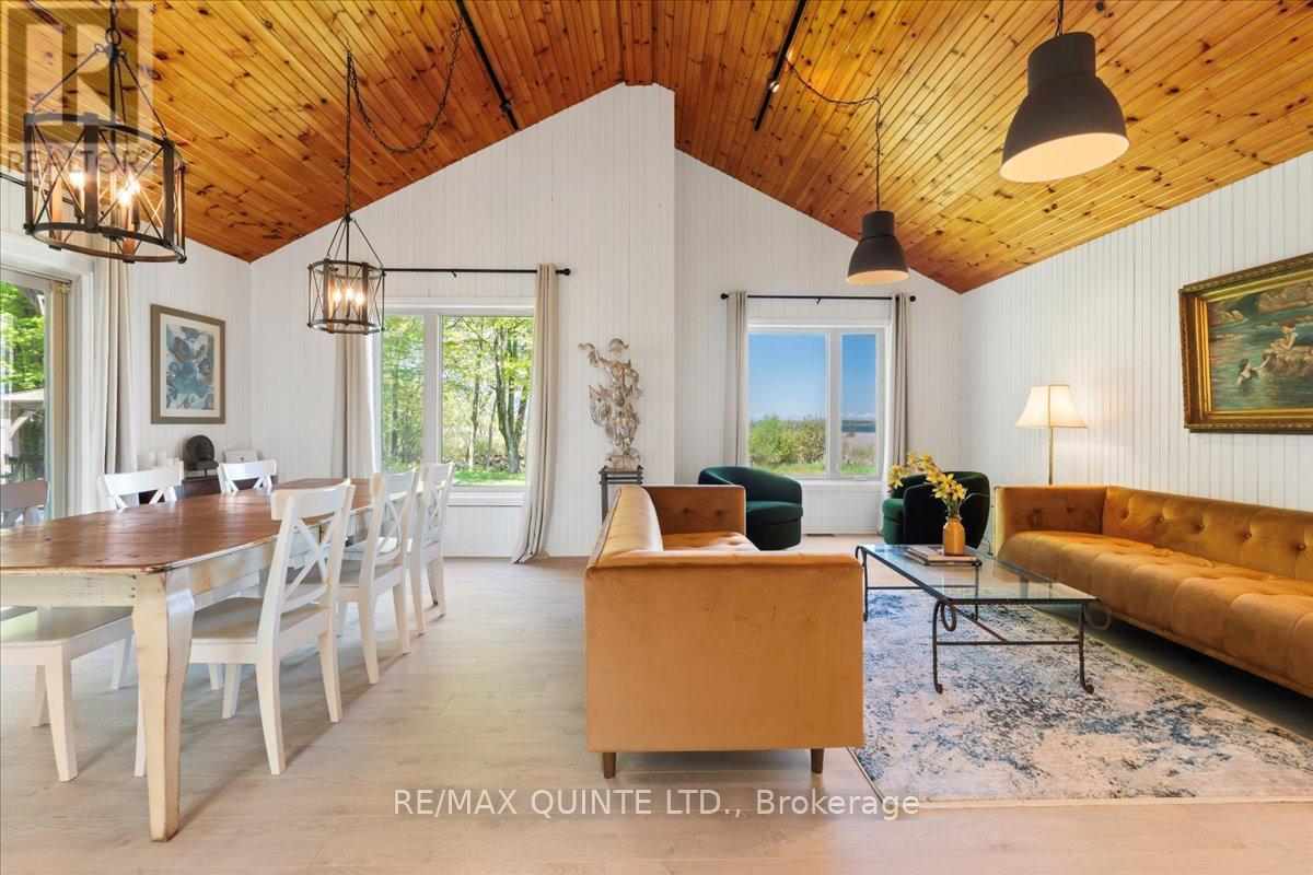 1406 County Road 12, Prince Edward County (Hallowell Ward), Ontario  K0K 2T0 - Photo 13 - X12167040