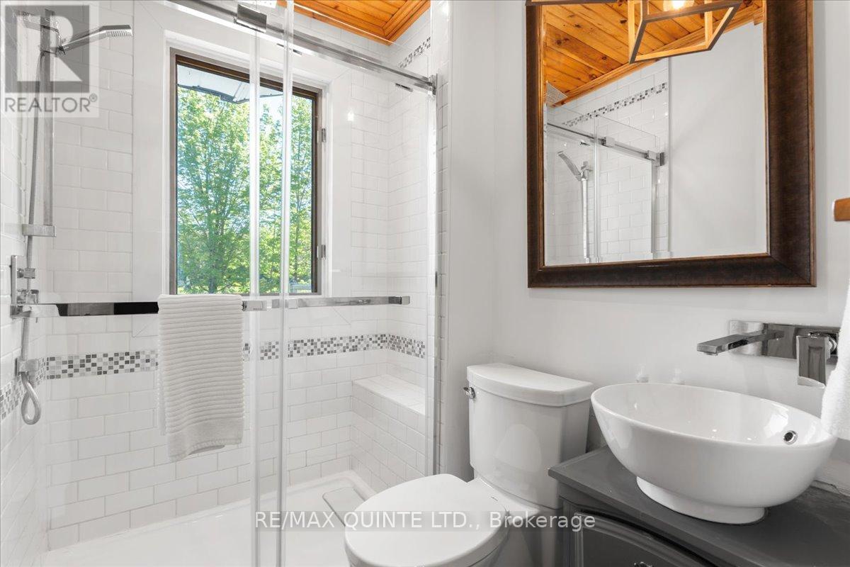 1406 County Road 12, Prince Edward County (Hallowell Ward), Ontario  K0K 2T0 - Photo 18 - X12167040