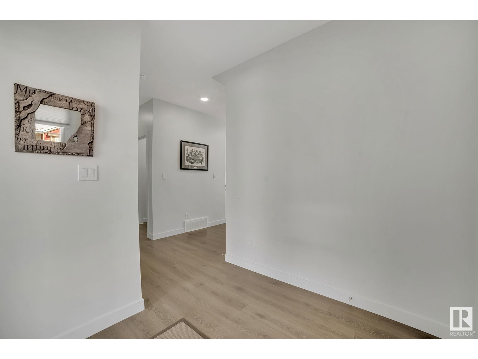 Property at 171 EDGEMONT RD NW image 3