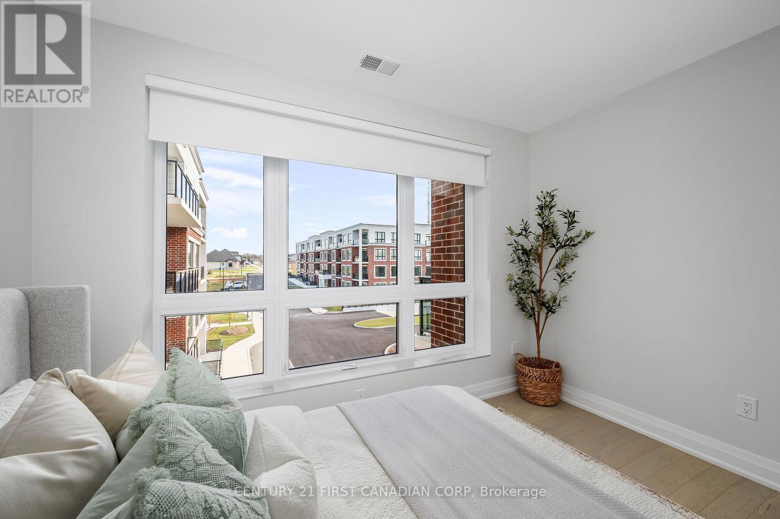 301 - 1975 Fountain Grass Drive, London South, Ontario  N6K 0M3 - Photo 12 - X12167031