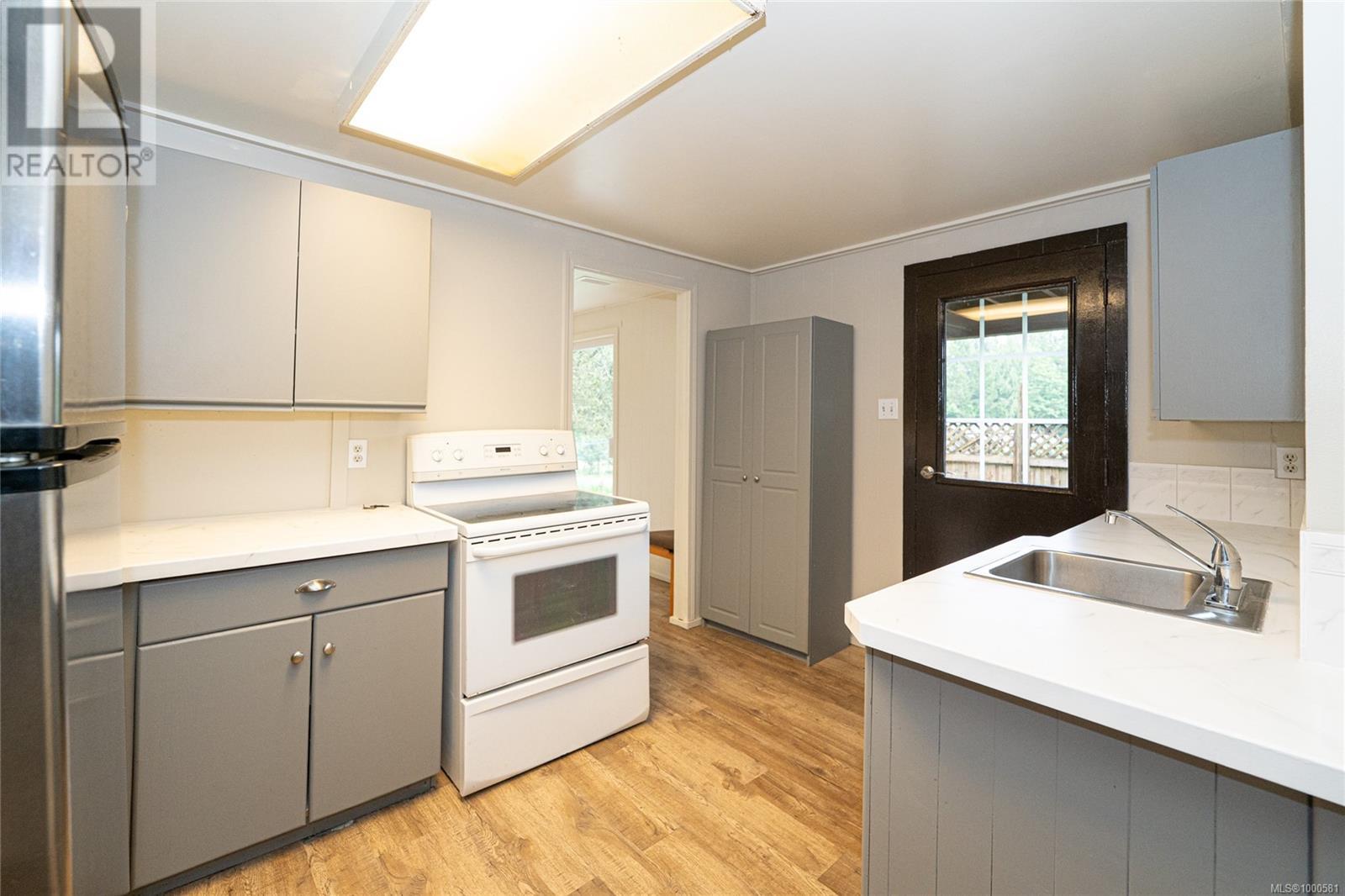 Property at 3260 Doupe Rd image 1