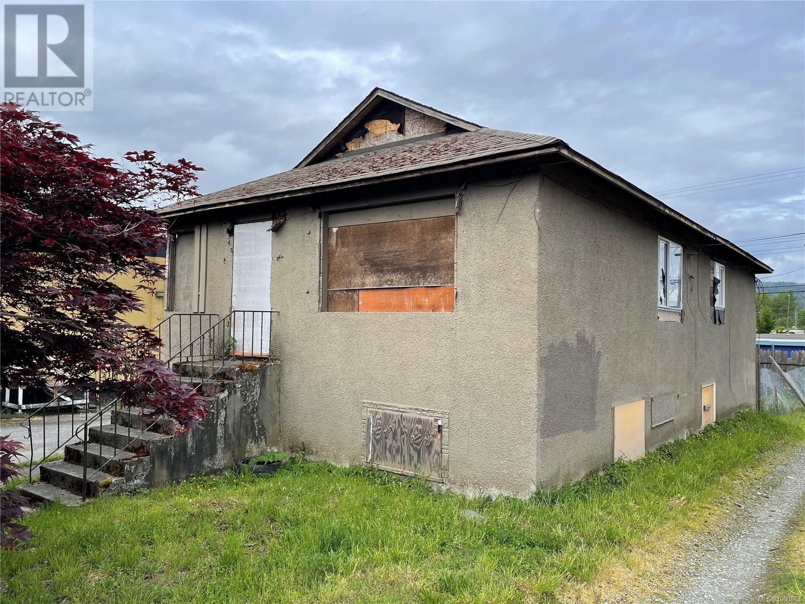 3786 4th Ave, port alberni, British Columbia V9Y4H8