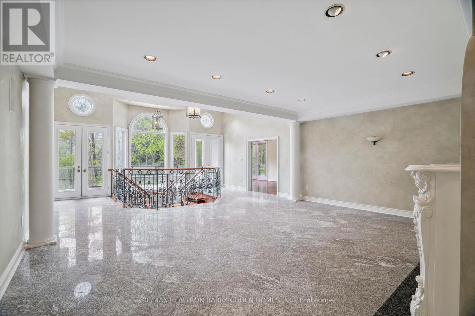 950 Whittier Crescent, Mississauga (Lorne Park), Ontario  L5H 2X3 - Photo 7 - W12166814