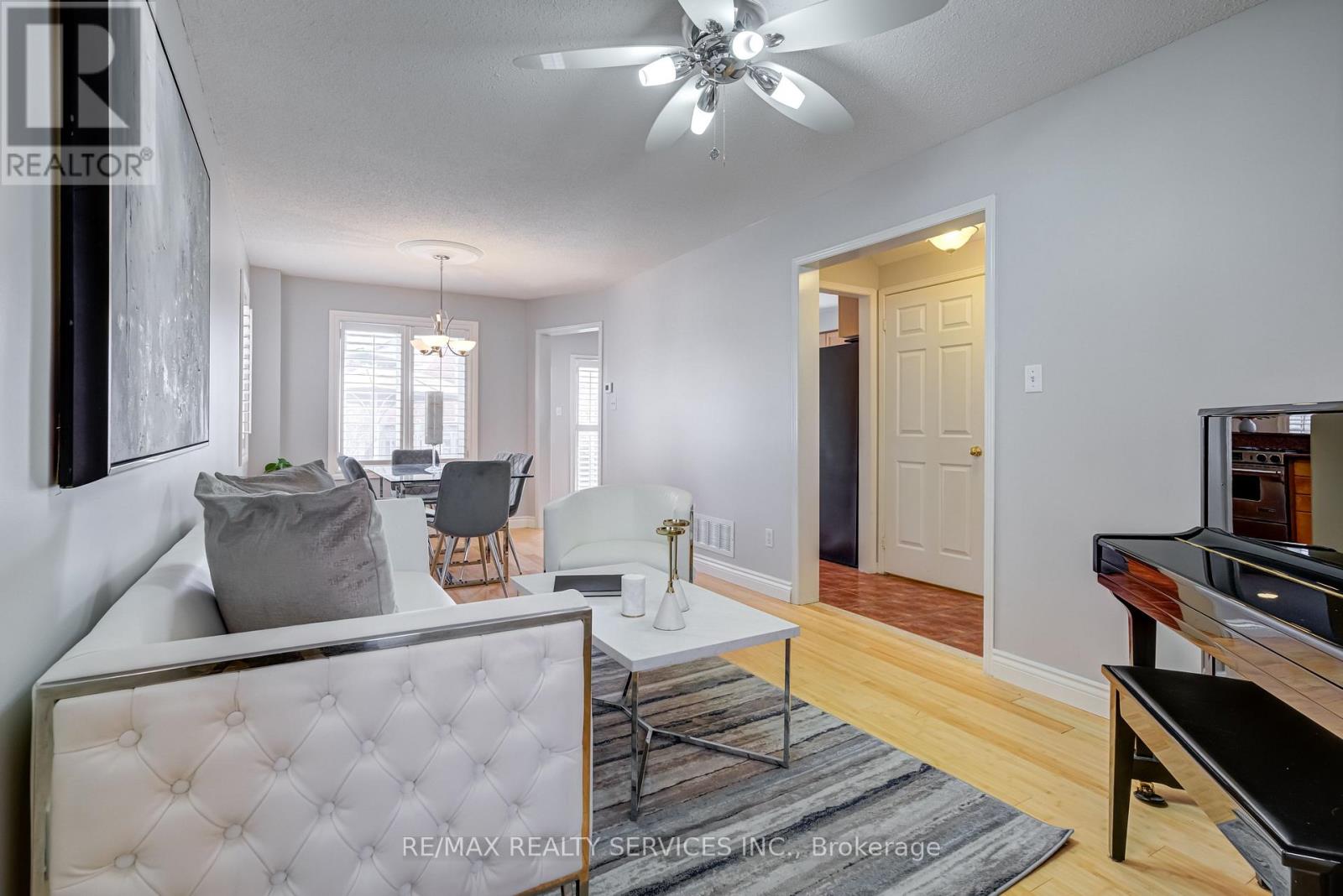 3 White Tail Crescent, Brampton (Fletcher's West), Ontario  L6Y 5C4 - Photo 12 - W12166829