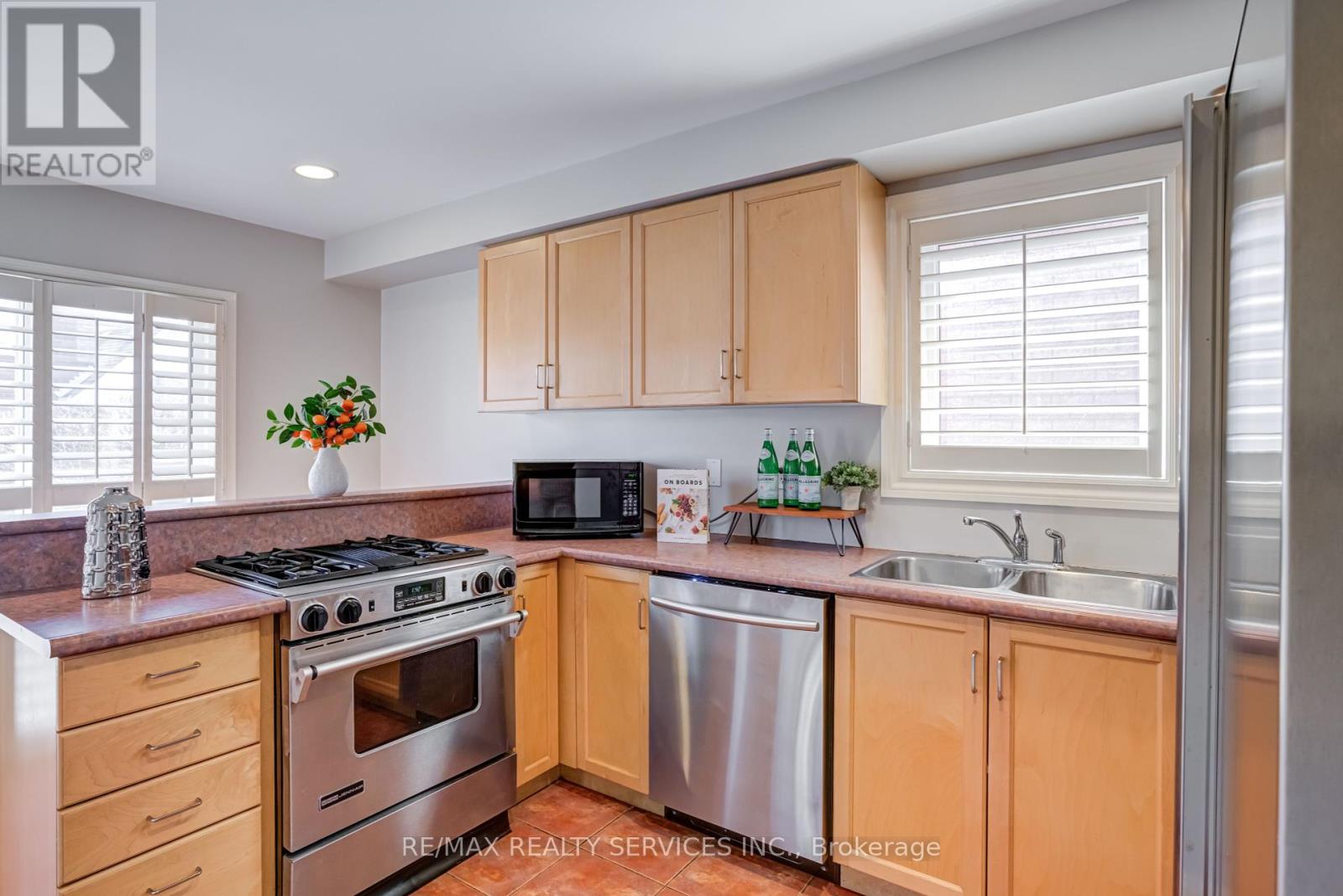 3 White Tail Crescent, Brampton, Ontario  L6Y 5C4 - Photo 18 - W12166829