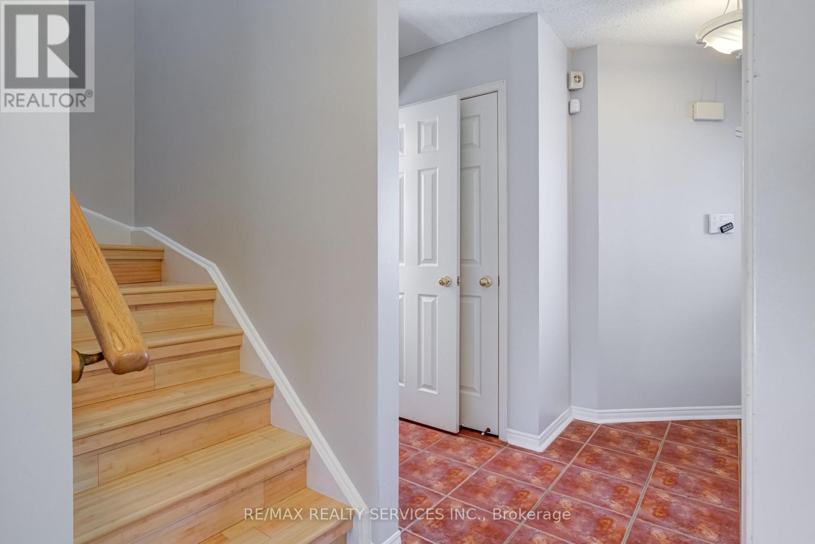3 White Tail Crescent, Brampton (Fletcher's West), Ontario  L6Y 5C4 - Photo 24 - W12166829