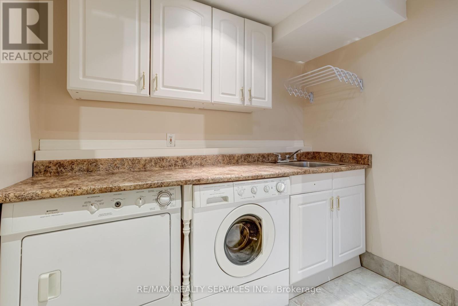 3 White Tail Crescent, Brampton, Ontario  L6Y 5C4 - Photo 41 - W12166829