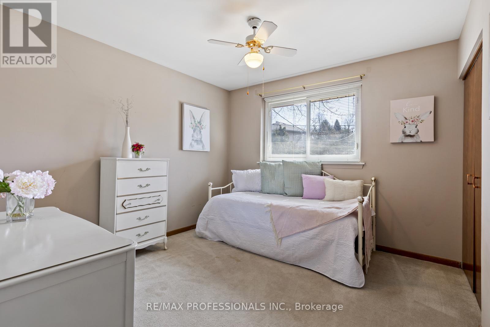 59 Wareside Road, Toronto (Etobicoke West Mall), Ontario  M9C 3B5 - Photo 23 - W12166842