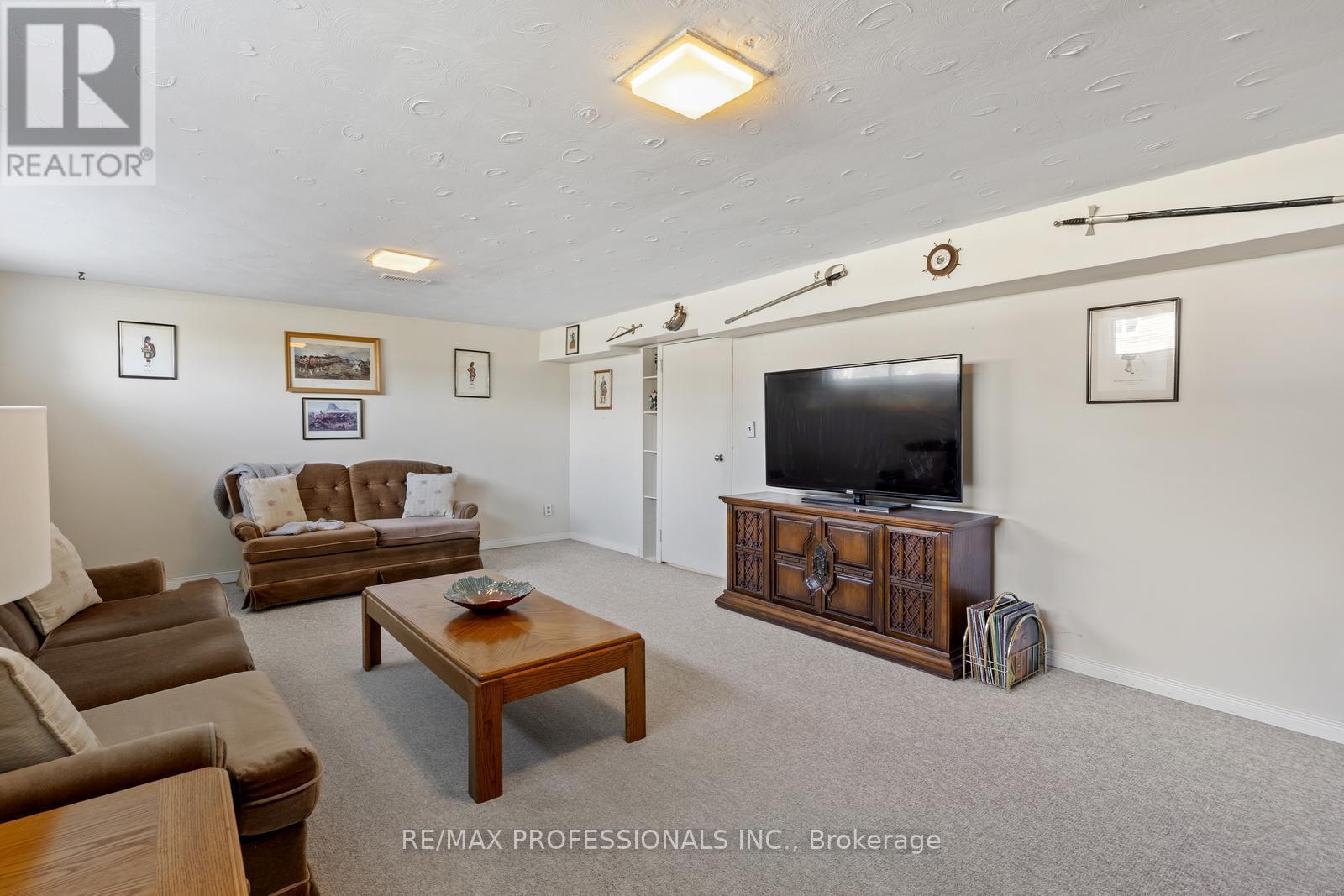 59 Wareside Road, Toronto (Etobicoke West Mall), Ontario  M9C 3B5 - Photo 30 - W12166842