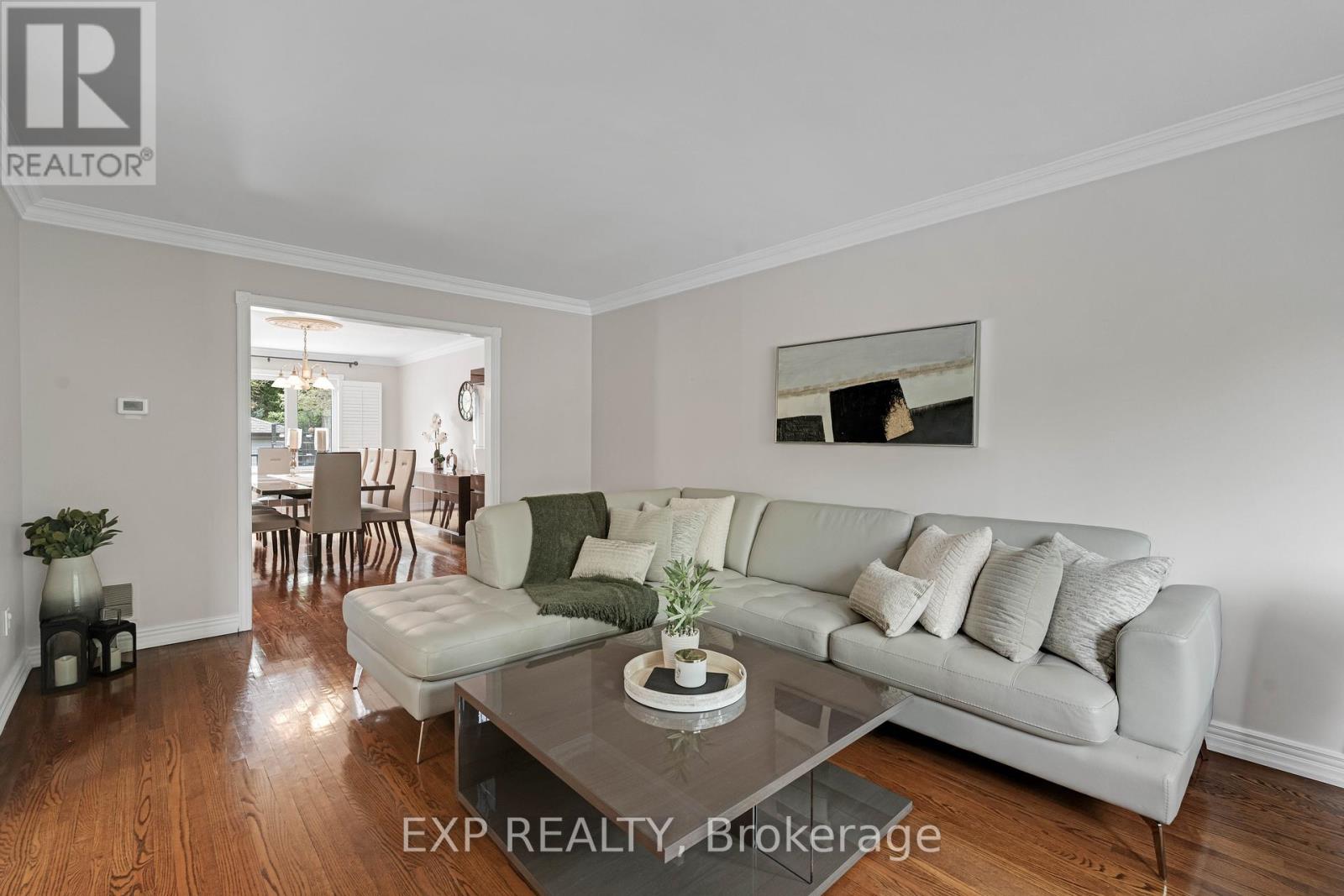 6 Edgebrook Drive, Toronto, Ontario  M9V 5E8 - Photo 8 - W12166855