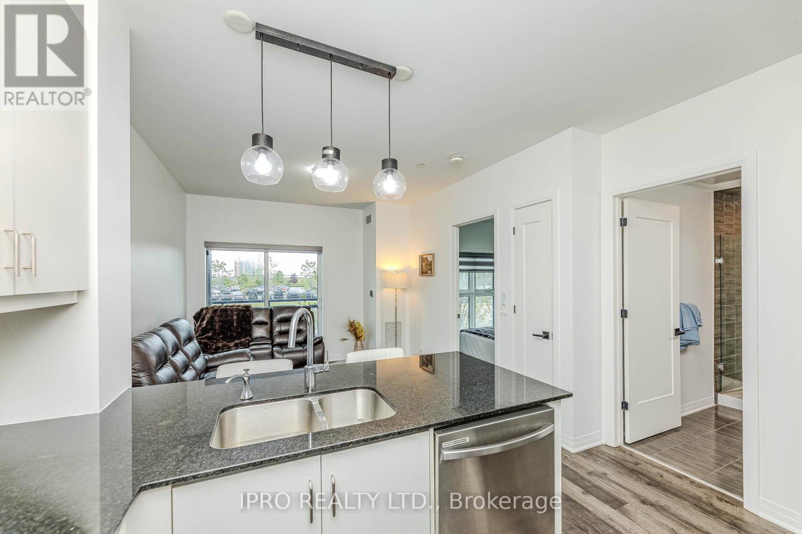 121 - 102 Grovewood Common, Oakville (Go Glenorchy), Ontario  L6H 0X2 - Photo 33 - W12166880