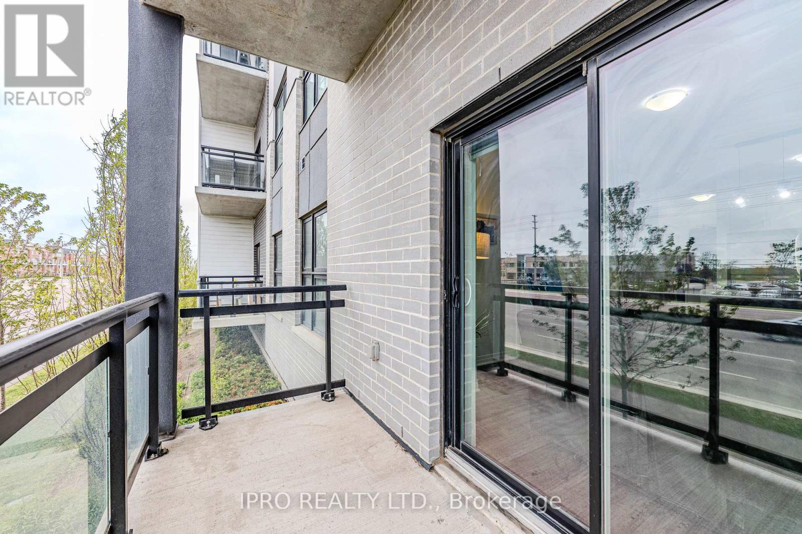 121 - 102 Grovewood Common, Oakville (Go Glenorchy), Ontario  L6H 0X2 - Photo 39 - W12166880
