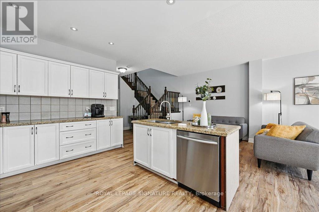 4063 Kilmer Drive, Burlington, Ontario  L7M 5A6 - Photo 16 - W12166906