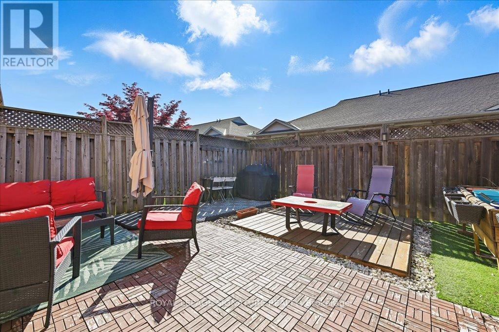 4063 Kilmer Drive, Burlington, Ontario  L7M 5A6 - Photo 46 - W12166906