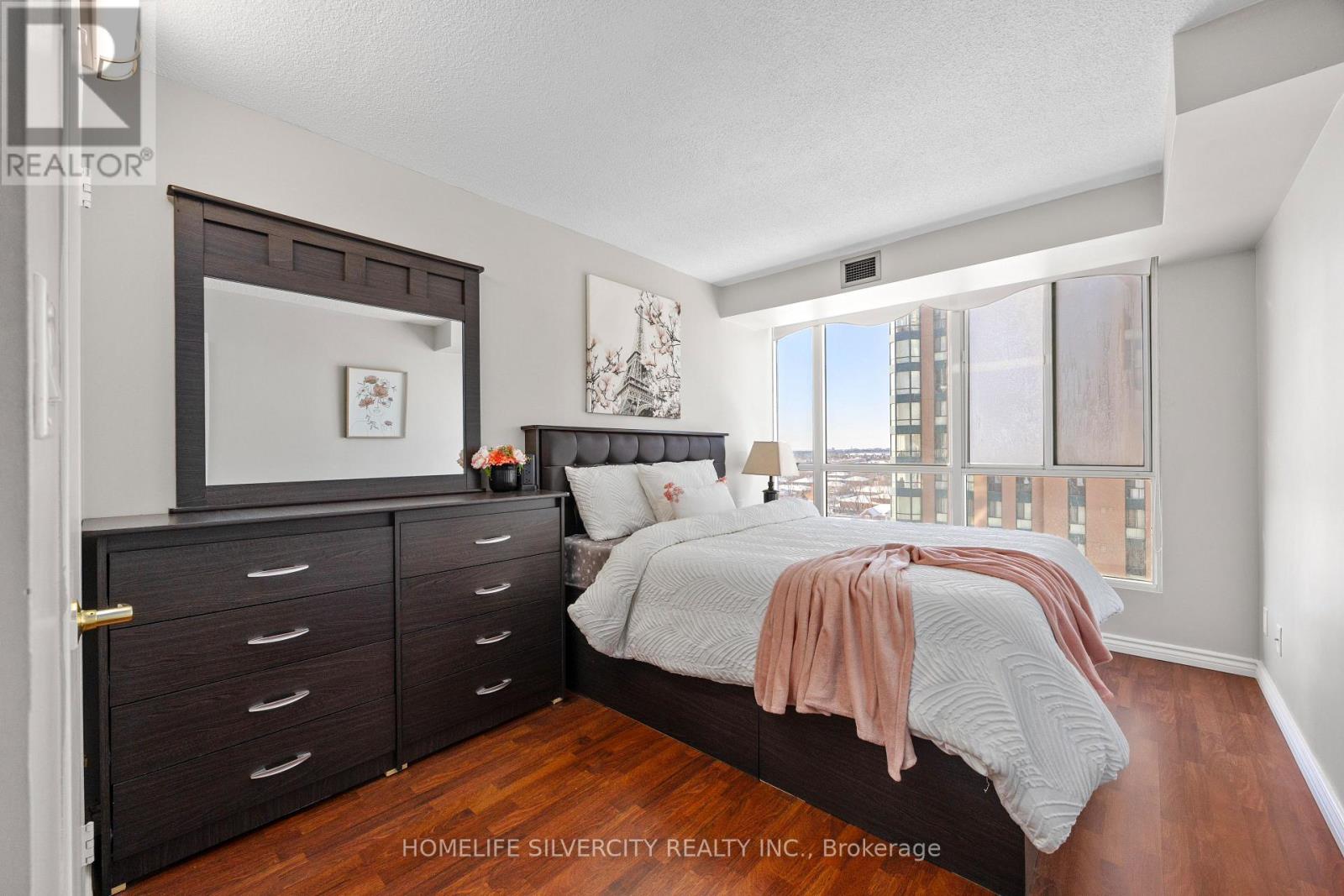 913 - 145 Hillcrest Avenue, Mississauga (Cooksville), Ontario  L5B 3Z1 - Photo 27 - W12166925