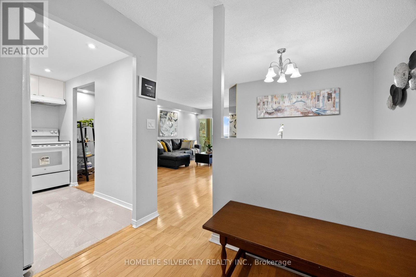 913 - 145 Hillcrest Avenue, Mississauga (Cooksville), Ontario  L5B 3Z1 - Photo 9 - W12166925