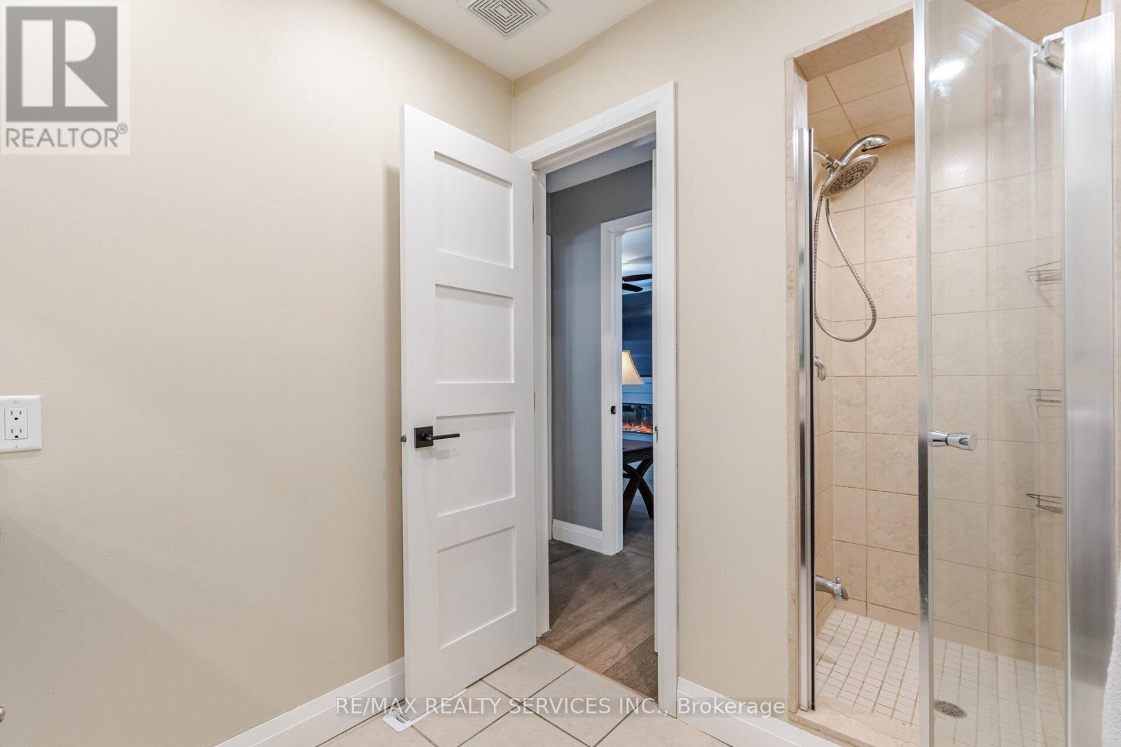 13 Royal Palm Drive, Brampton, Ontario  L6Z 1P1 - Photo 30 - W12166931