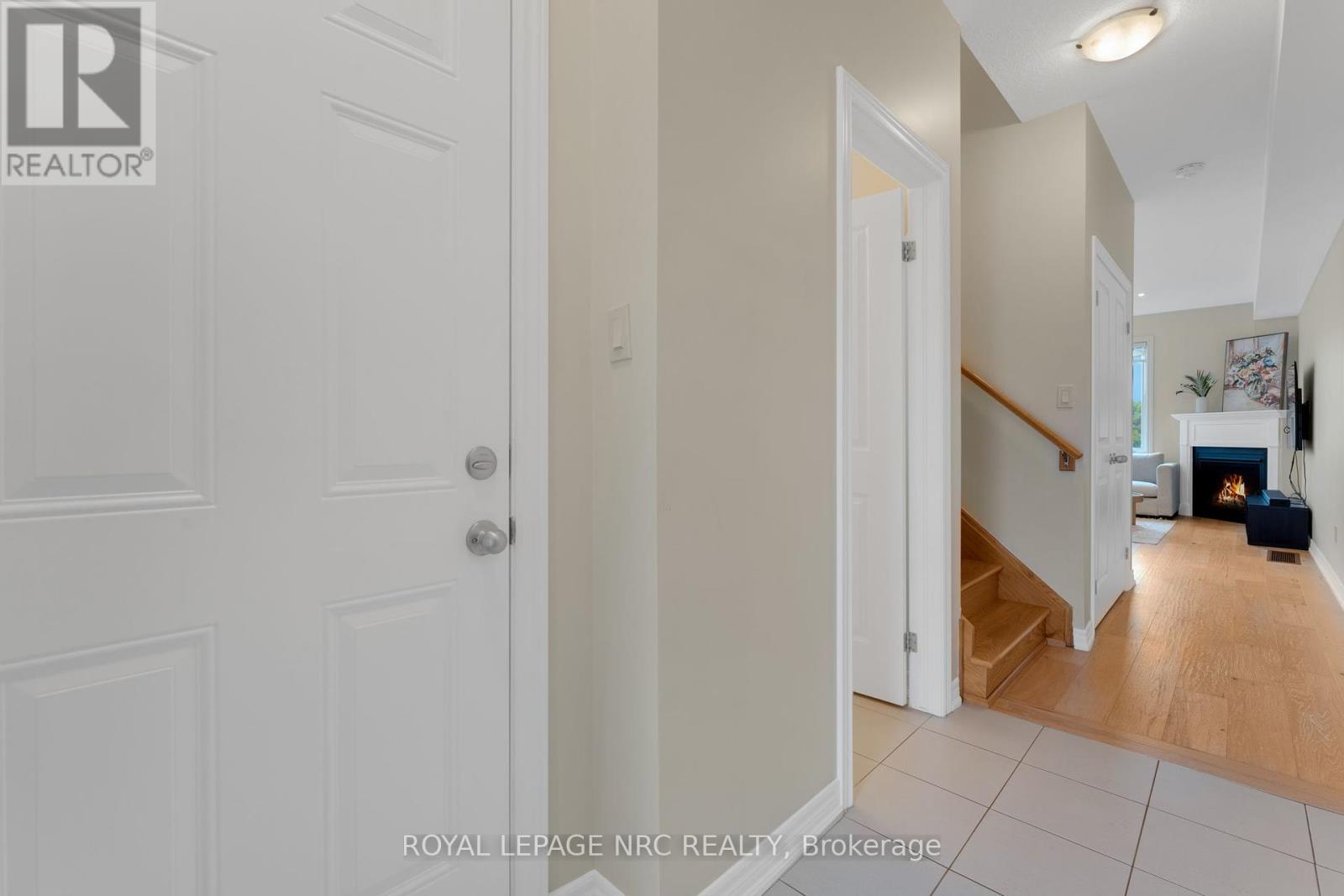 Property at 21 PINOT CRESCENT image 3