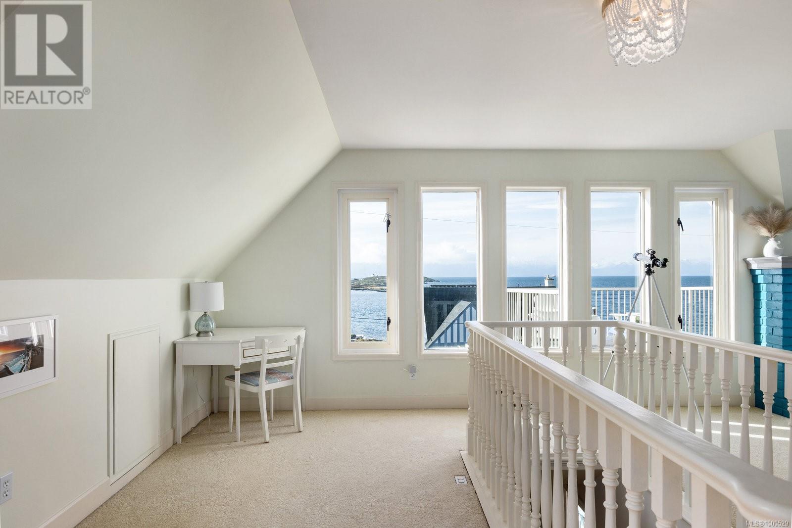 637 Beach Dr, Oak Bay, British Columbia  V8S 2M8 - Photo 33 - 1000529