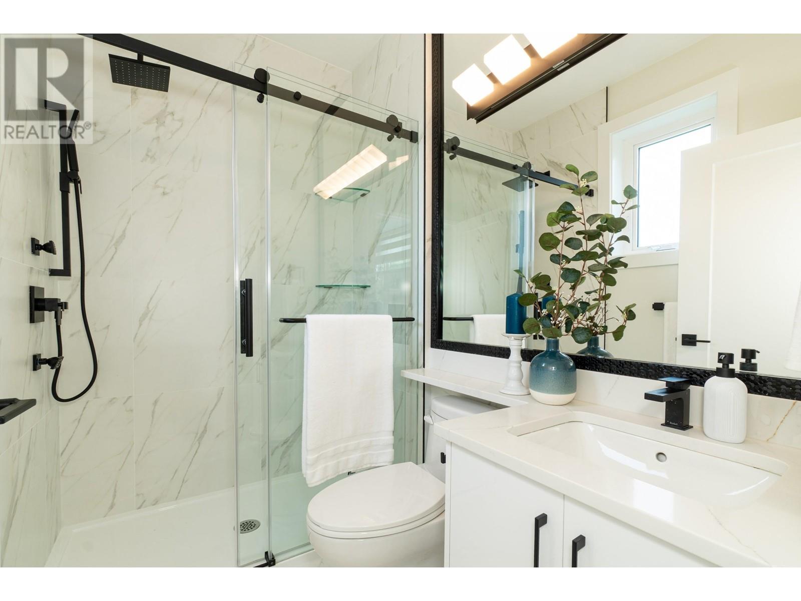 1552 W 66th Avenue, Vancouver, British Columbia  V6P 2R9 - Photo 11 - R3006057
