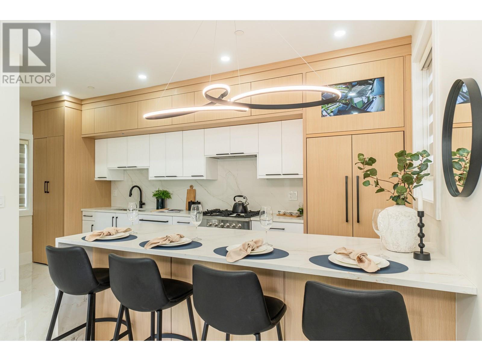 1552 W 66th Avenue, Vancouver, British Columbia  V6P 2R9 - Photo 5 - R3006057