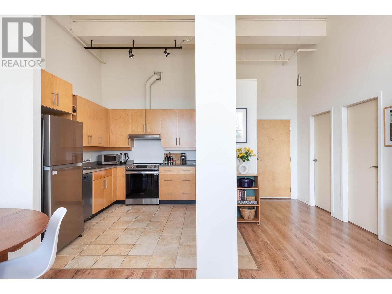 312 549 Columbia Street, New Westminster, British Columbia  V3L 1B3 - Photo 5 - R3006095