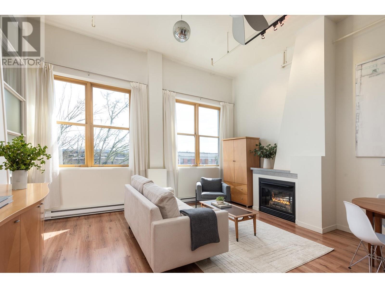 312 549 Columbia Street, New Westminster, British Columbia  V3L 1B3 - Photo 8 - R3006095