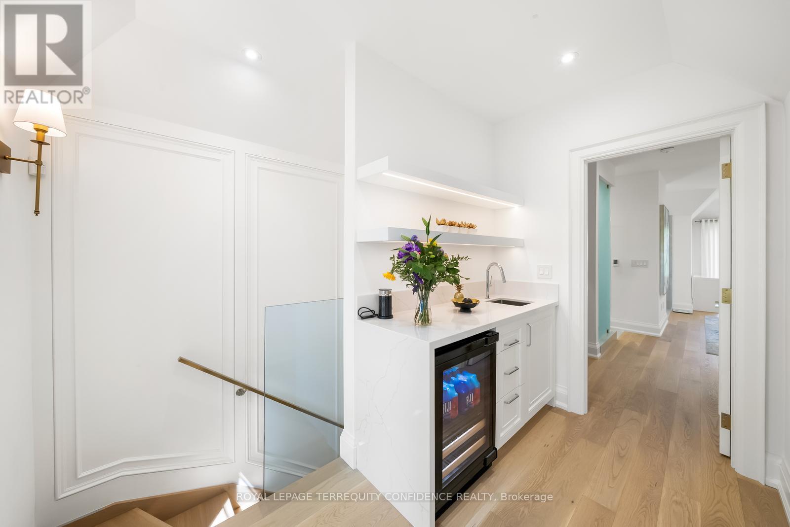 9 Blong Avenue, Toronto (South Riverdale), Ontario  M4M 1P1 - Photo 29 - E12165549