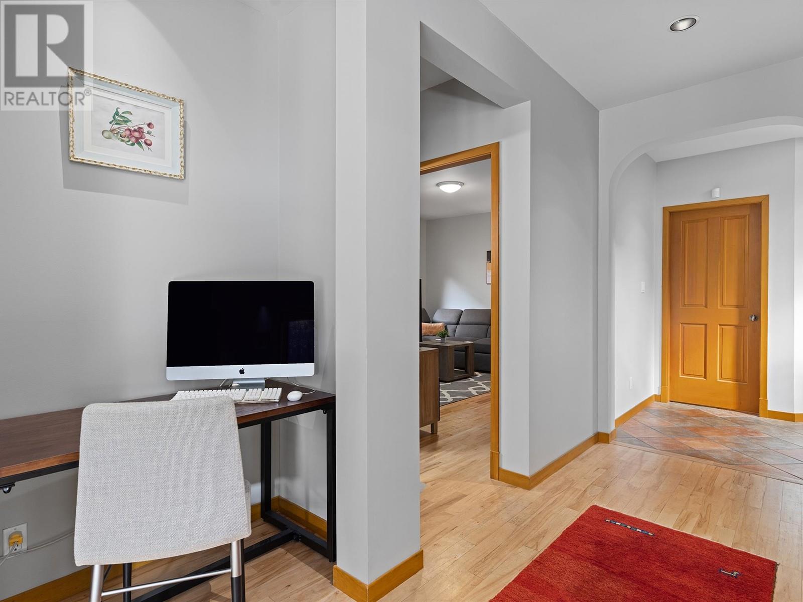 8107 Muirfield Crescent, Whistler, British Columbia  V8E 1J7 - Photo 12 - R3006060
