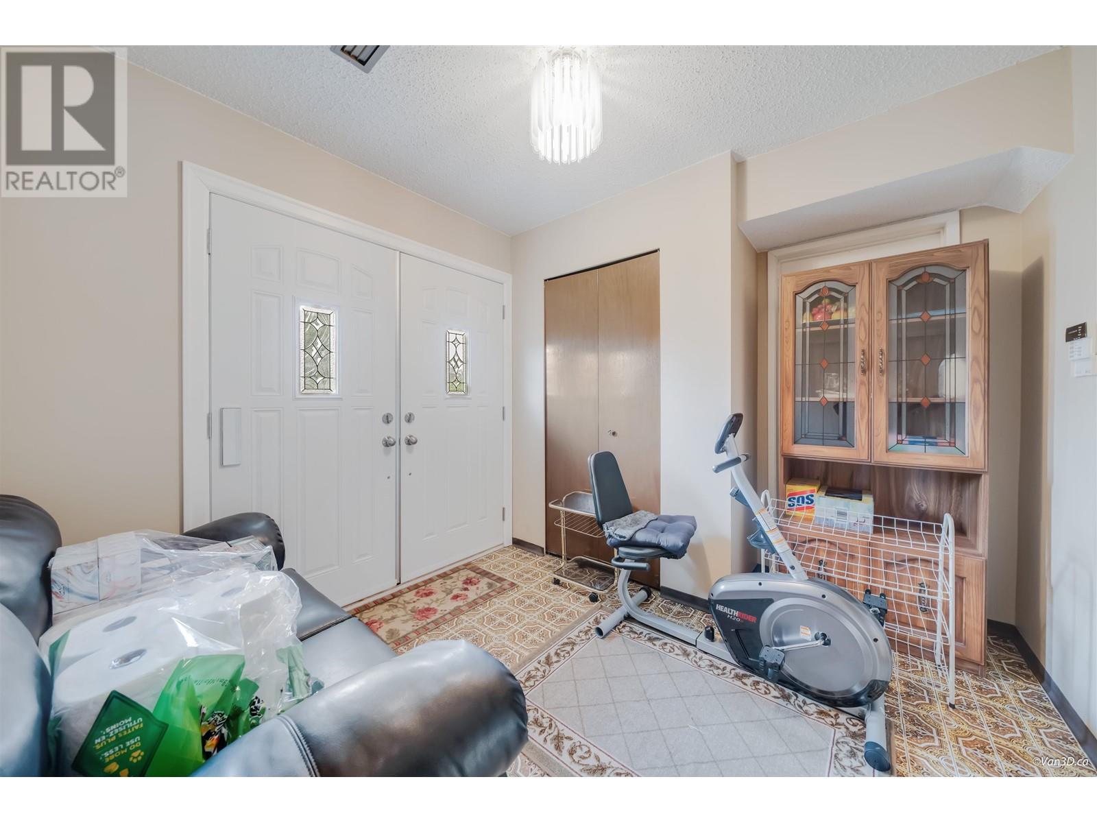 361 E 61st Avenue, Vancouver, British Columbia  V5X 2B5 - Photo 4 - R3006101