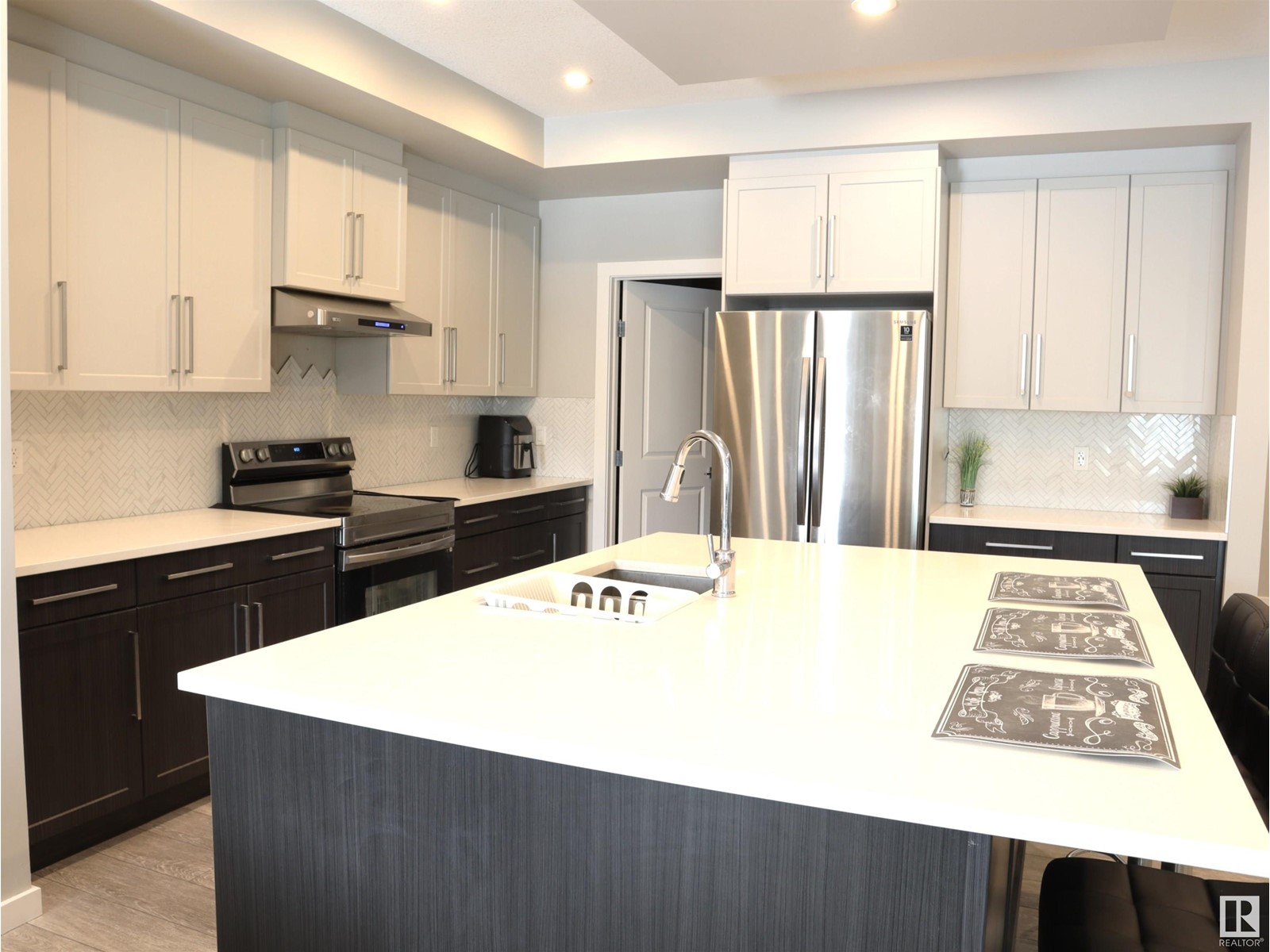 523 35 St Sw, Edmonton, Alberta  T6X 2W6 - Photo 6 - E4437897