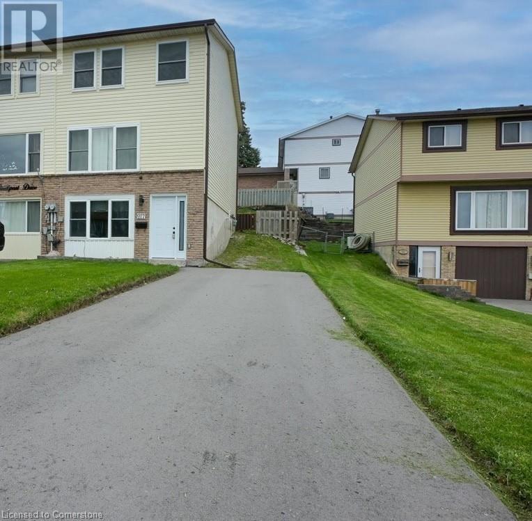977 Southport Drive, Oshawa, Ontario L1H 8A2 - Photo 3 - 40725714