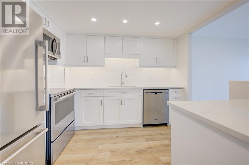 139 Father David Bauer Drive Unit# 421, Waterloo, Ontario  N2L 6L1 - Photo 8 - 40727553