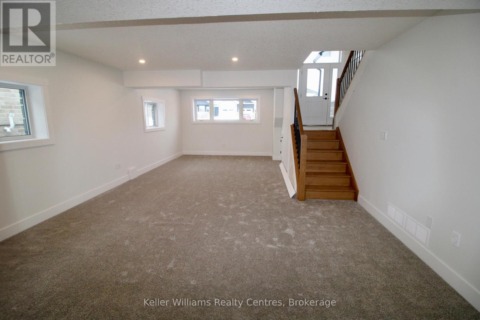 624 26th Avenue, Hanover, Ontario  N4N 3B8 - Photo 14 - X12167071