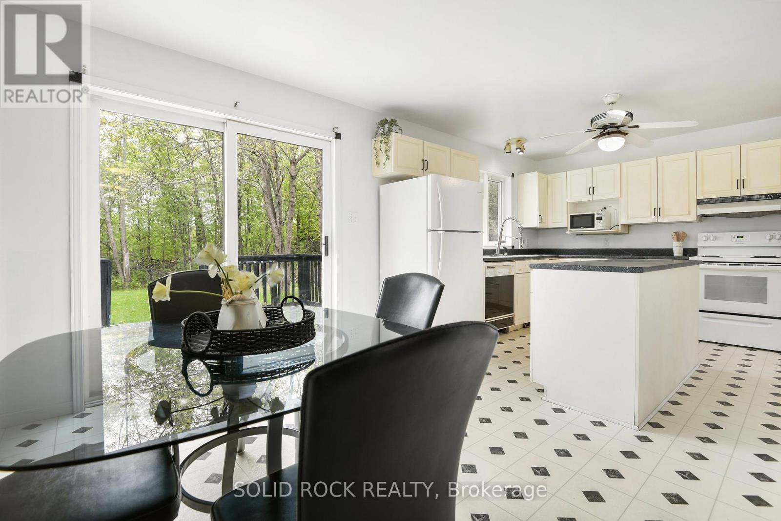 4809a Calabogie Road, Greater Madawaska, Ontario  K0J 1H0 - Photo 12 - X12167018