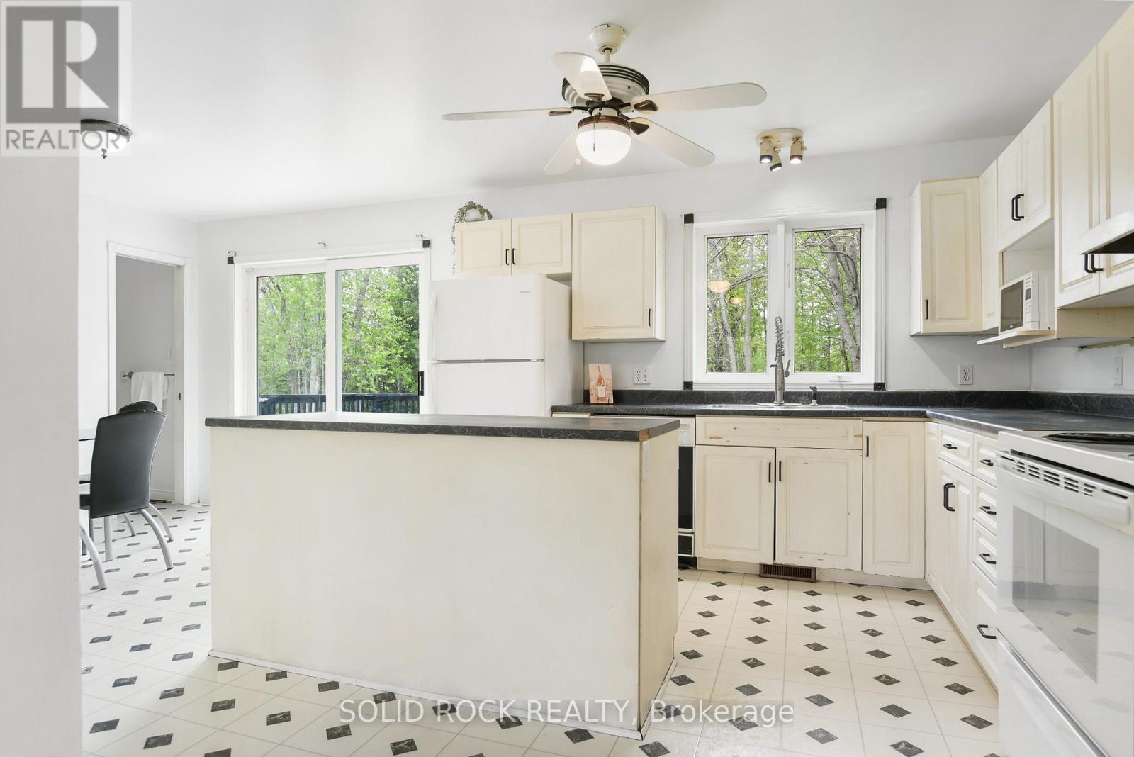4809a Calabogie Road, Greater Madawaska, Ontario  K0J 1H0 - Photo 8 - X12167018